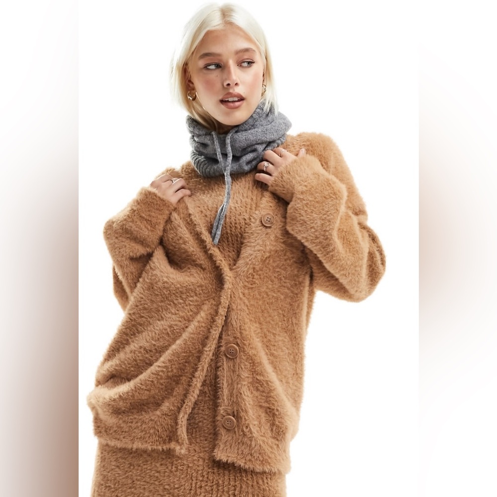 ASOS DESIGN knitted fluffy Oversized cardigan in camel SIZE S